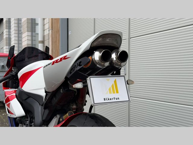 honda - cbr-1000-rr-fireblade