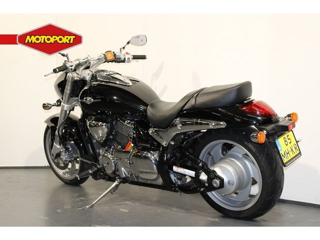 suzuki - m-1500-intruder