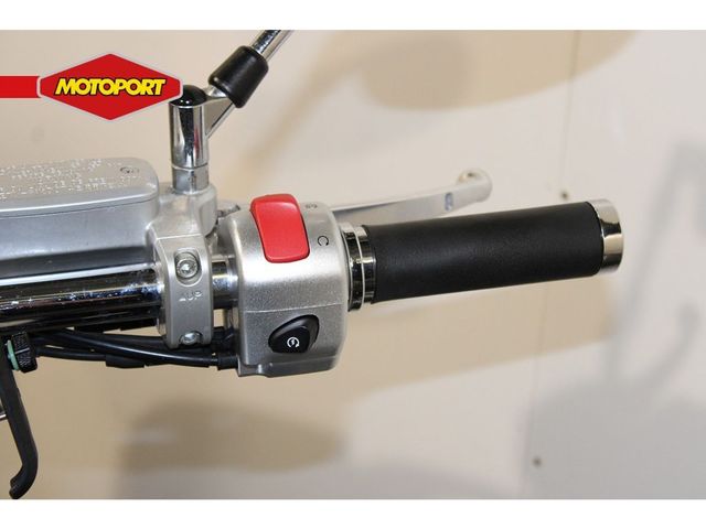 suzuki - m-1500-intruder