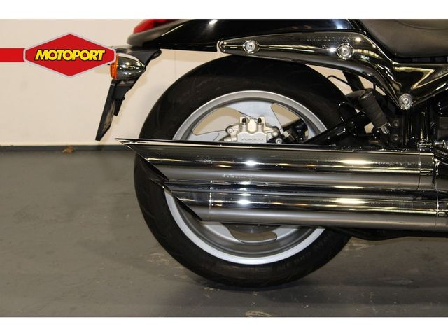 suzuki - m-1500-intruder