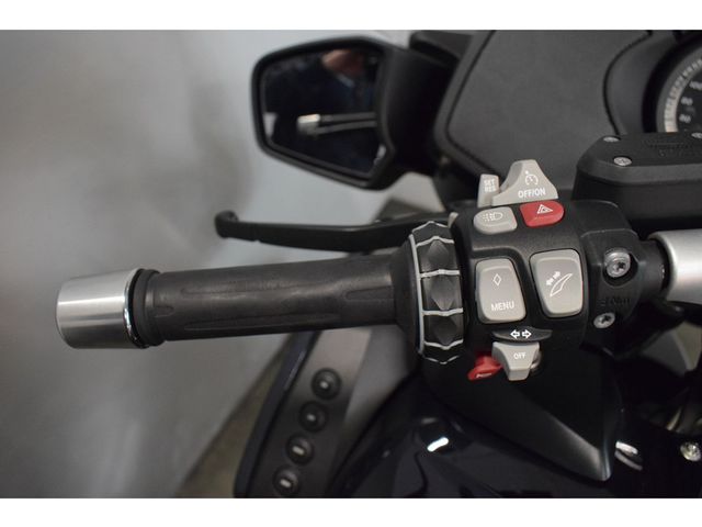 bmw - r-1250-rt