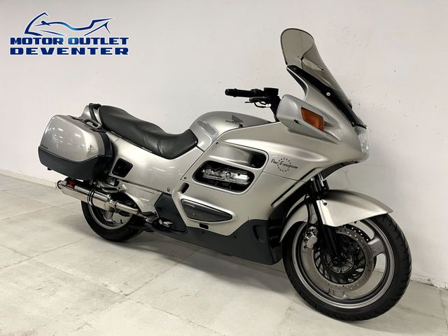 honda - st-1100-pan-european