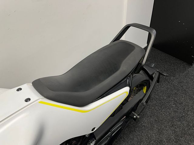 husqvarna - vitpilen-401