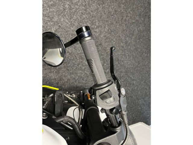 husqvarna - vitpilen-401