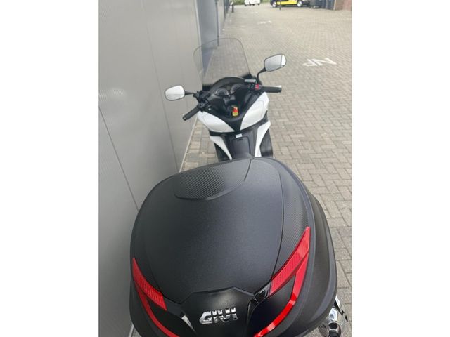 honda - fjs-400-silverwing