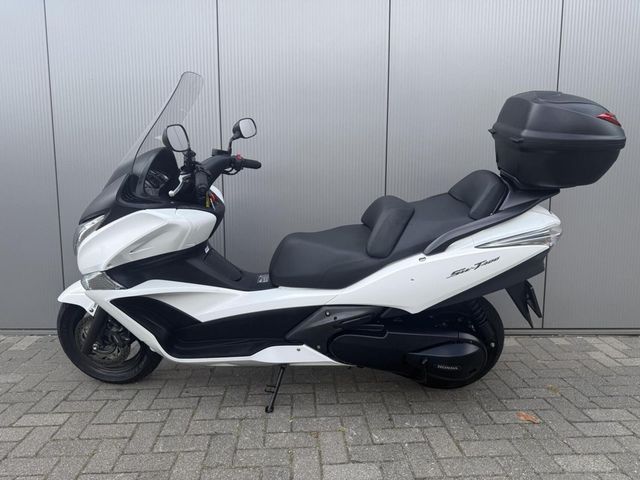 honda - fjs-400-silverwing