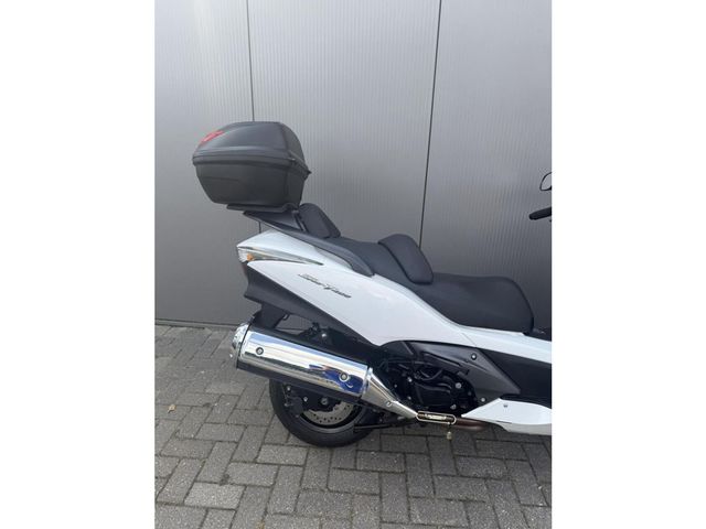 honda - fjs-400-silverwing