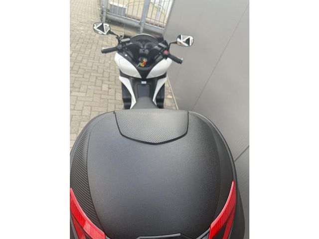 honda - fjs-400-silverwing