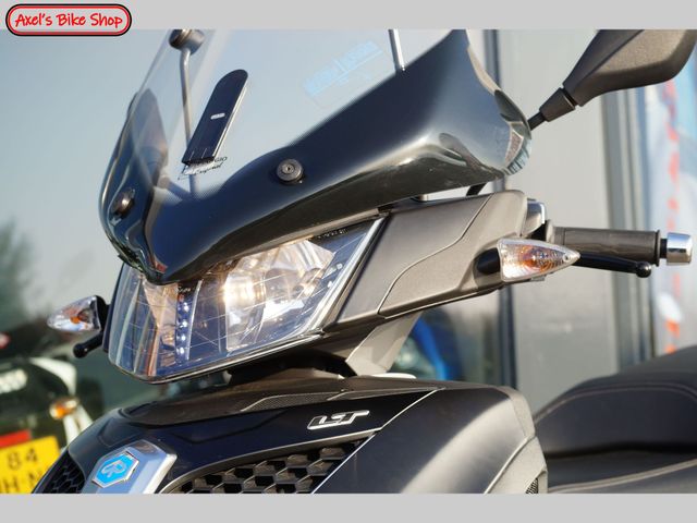 piaggio - mp3-300-lt-yourban