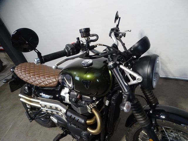 triumph - scrambler-900-chrome-edition
