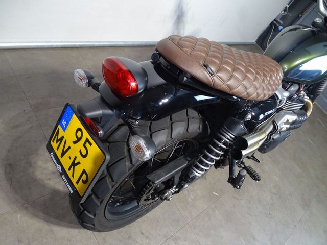 triumph - scrambler-900-chrome-edition