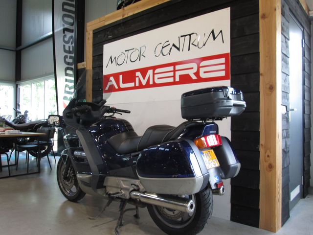honda - st-1100-pan-european