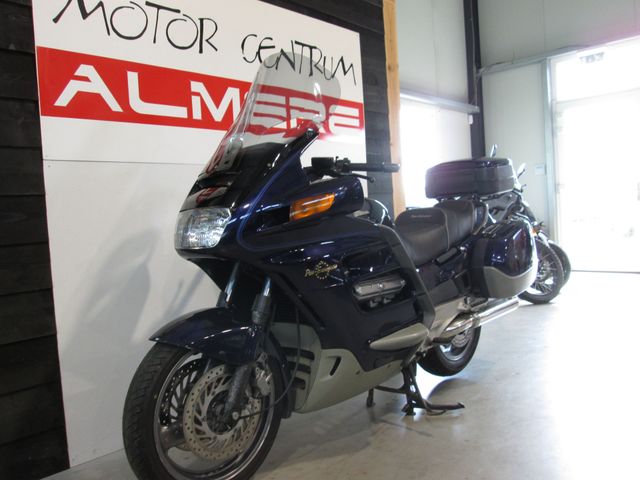 honda - st-1100-pan-european