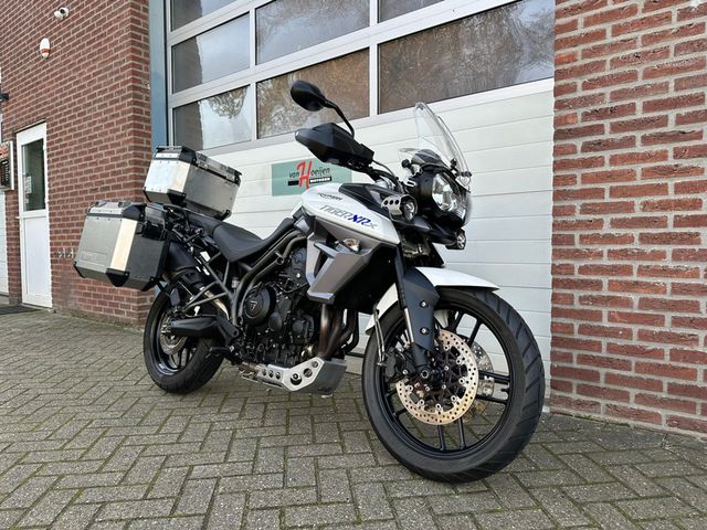 triumph - tiger-800-xrx-low