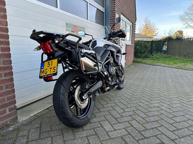 triumph - tiger-800-xrx-low