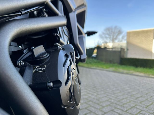 triumph - tiger-800-xrx-low