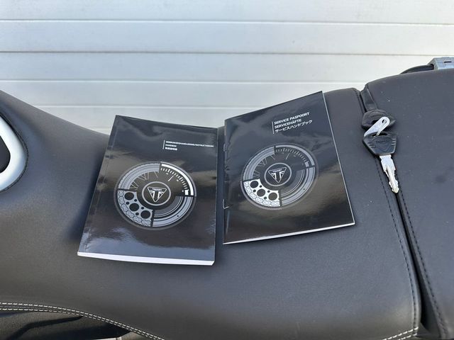 triumph - tiger-800-xrx-low