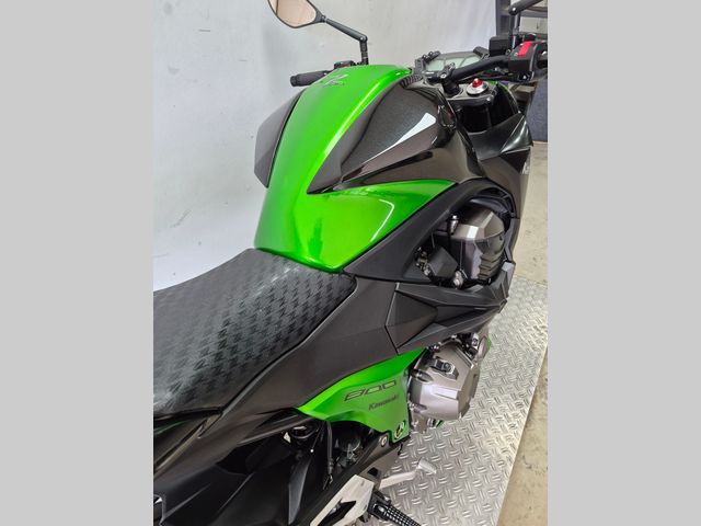 kawasaki - z-800-abs