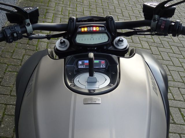 ducati - diavel-titanium