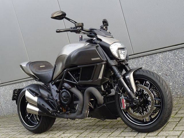 ducati - diavel-titanium
