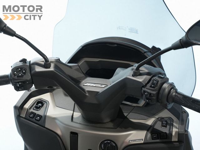 piaggio - mp3-530-hpe-advance-exlusive