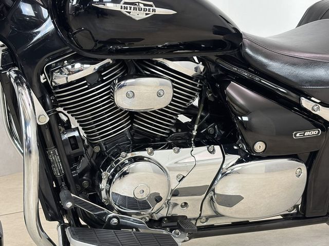 suzuki - intruder-c-800-lc