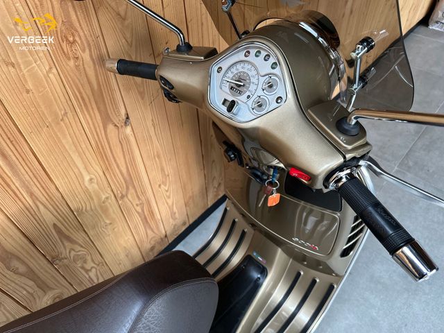 vespa - gts-300