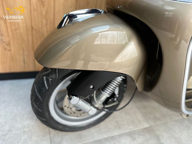 vespa - gts-300
