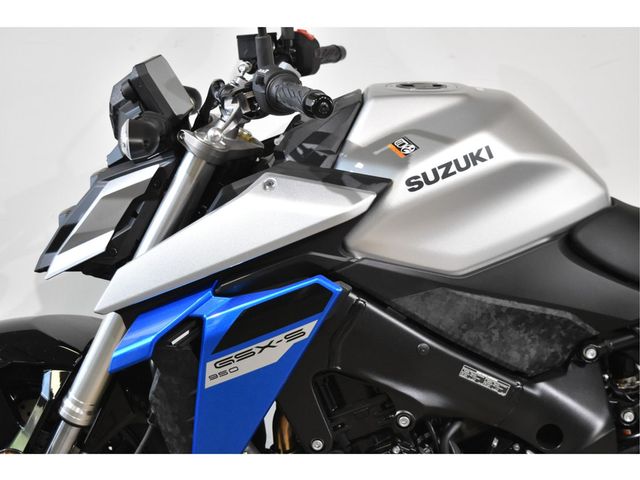 suzuki - gsx-s-950