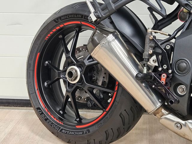 triumph - speed-triple-1050-abs