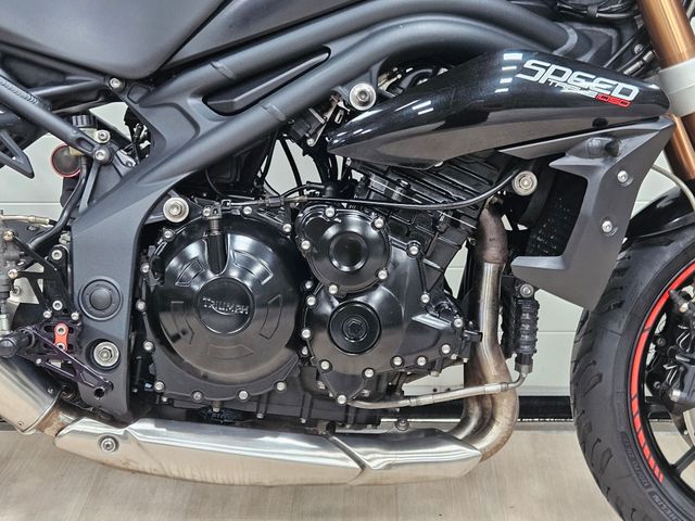 triumph - speed-triple-1050-abs
