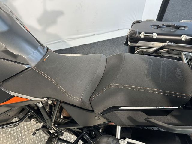 ktm - 1290-super-adventure-s