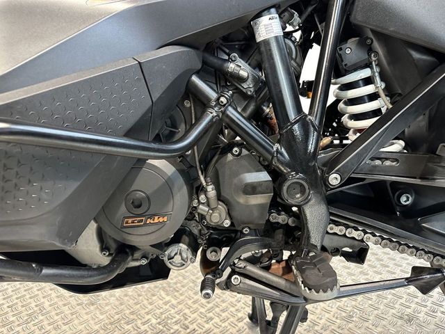 ktm - 1290-super-adventure-s