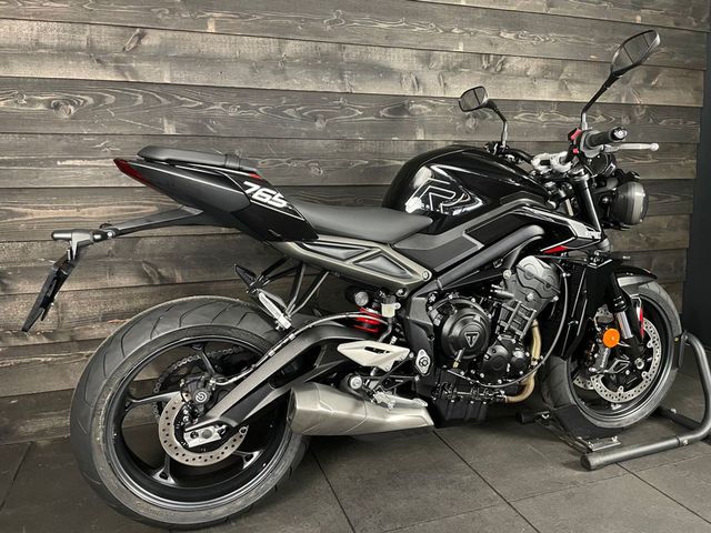 triumph - street-triple-r