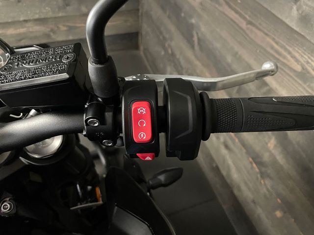 triumph - street-triple-r