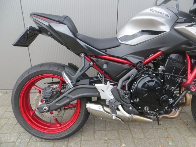 kawasaki - z650