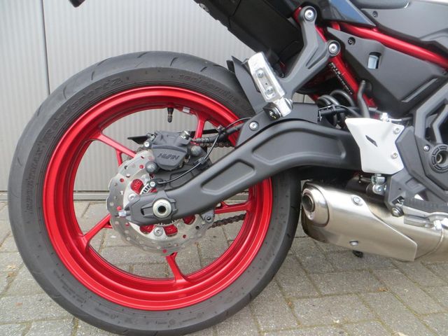 kawasaki - z650