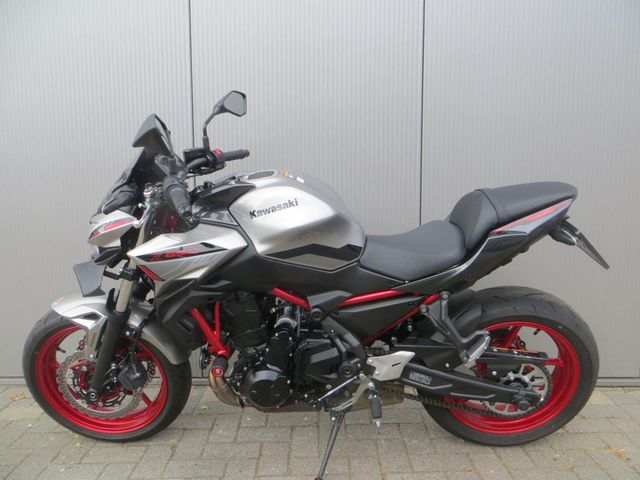 kawasaki - z650
