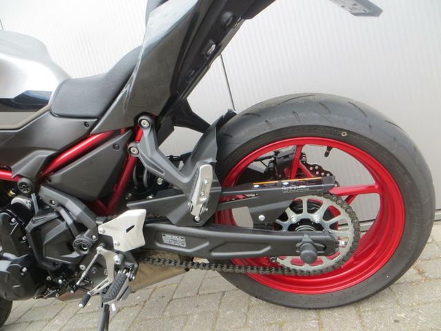 kawasaki - z650