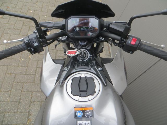 kawasaki - z650