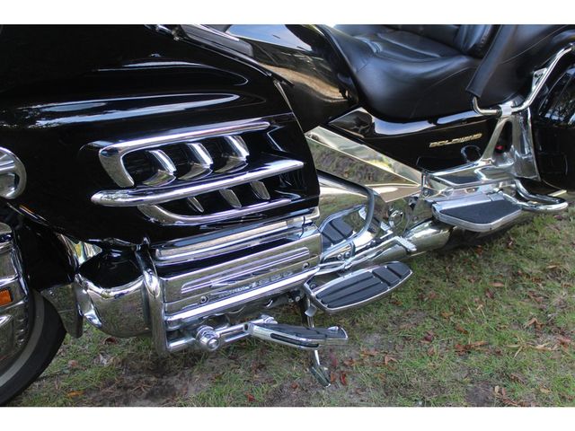 honda - gl-1800-goldwing
