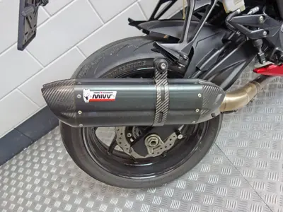 SUZUKI GSX-S 750 A – foto 4