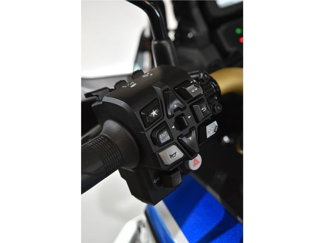 honda - crf-1100-l-africa-twin-adventure-sports