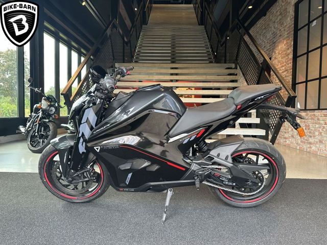ULTRAVIOLETTE - f-77-superstreet