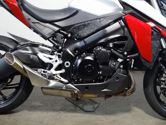 suzuki - gsx-s-950