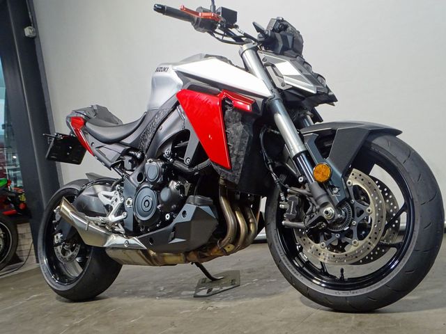 suzuki - gsx-s-950