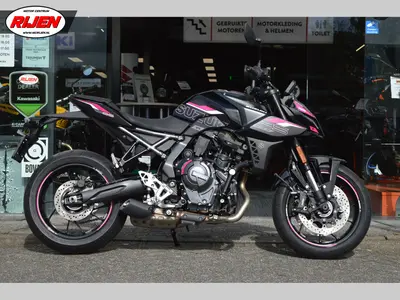 SUZUKI GSX-8S – foto 2