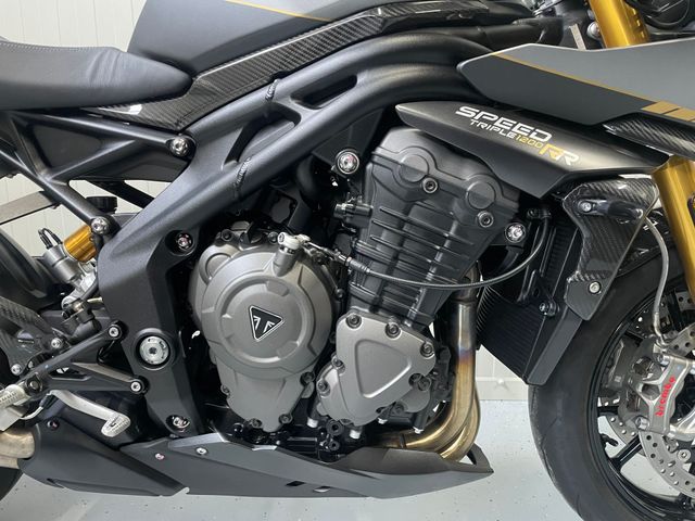 triumph - speed-triple-1200-rr