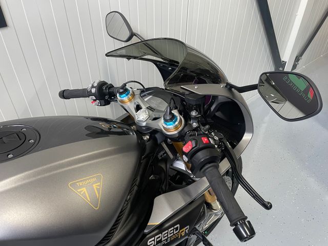 triumph - speed-triple-1200-rr