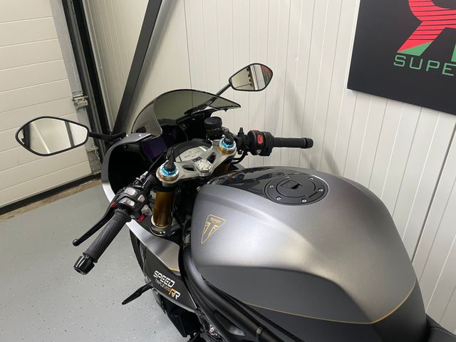 triumph - speed-triple-1200-rr